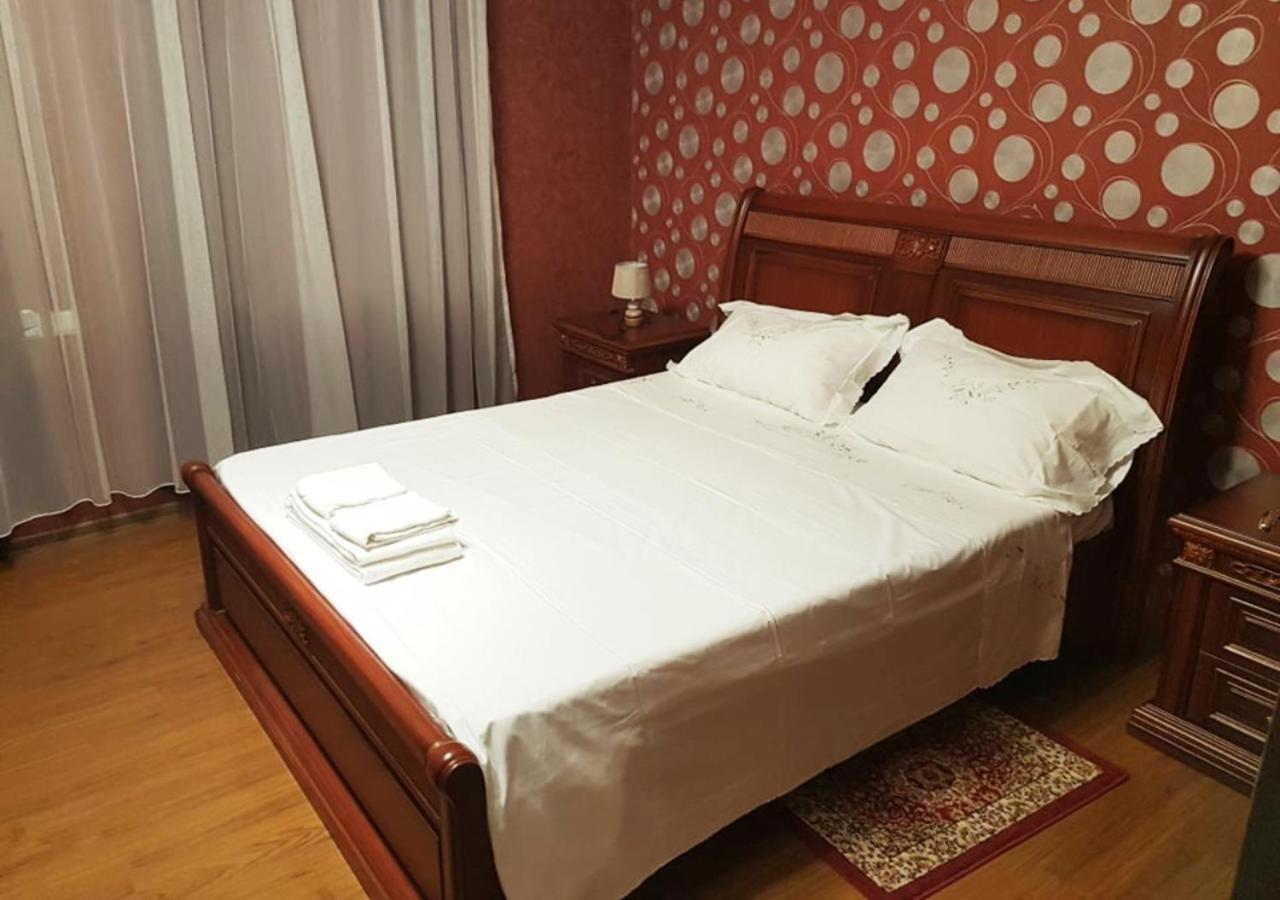Guest House Amo Kutaisi Eksteriør bilde